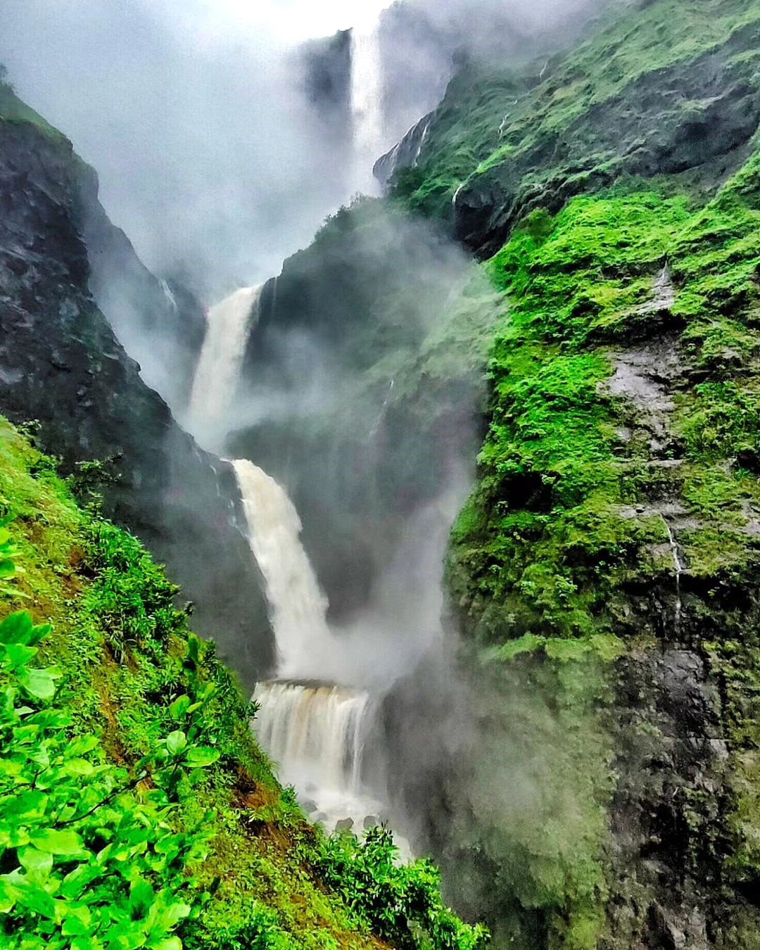 Adventures in the Western Ghats: Kalu Waterfall Trek and Harishchandragad Trek